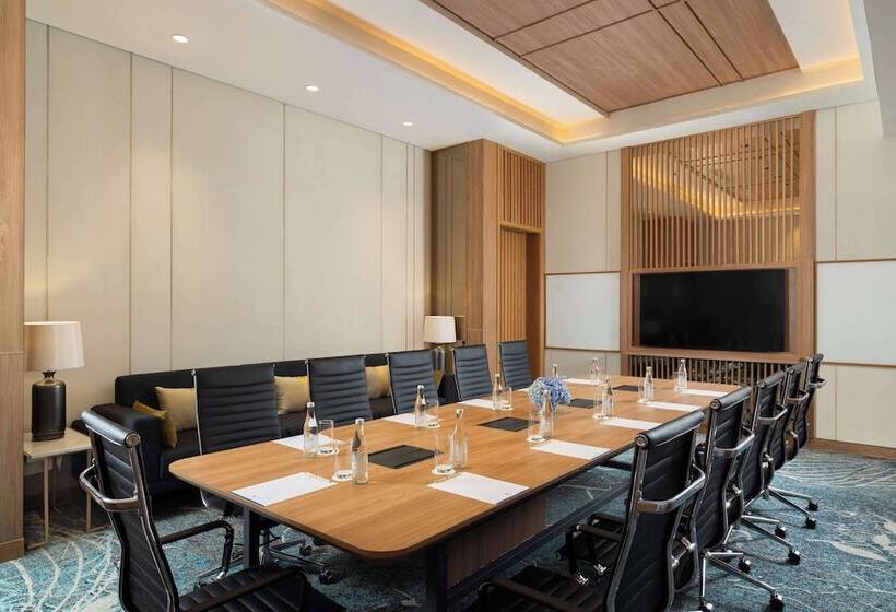 ホテル Doubletree By Hilton Jakarta Bintaro Jaya
