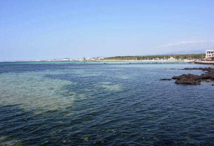 בית מלון כפרי Eq Stay