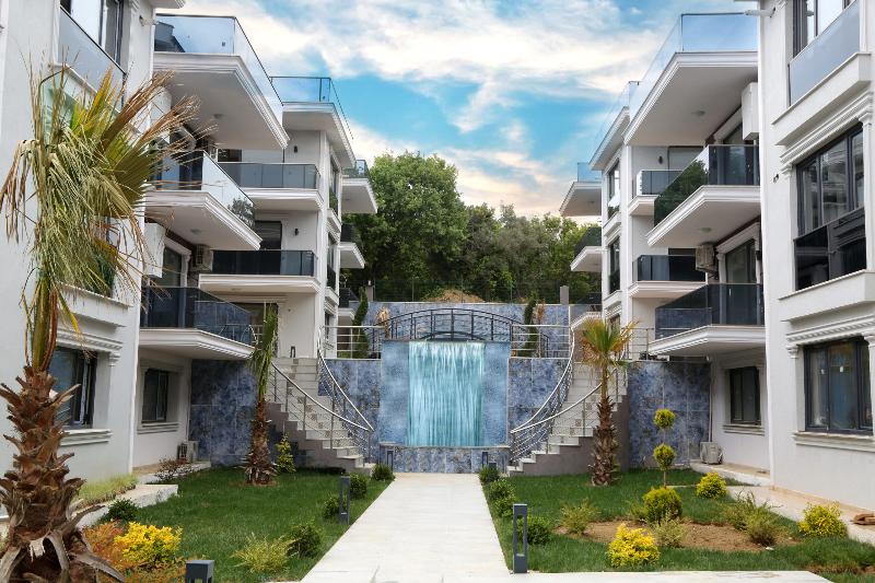 Отель Flower City Suits