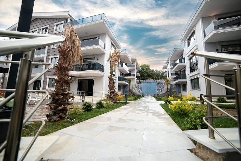 Отель Flower City Suits