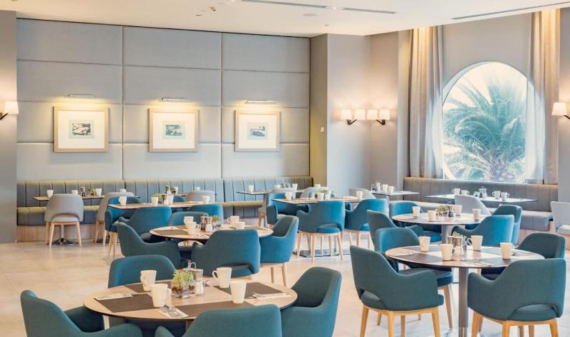 Отель H Residences By Holiday Paradise