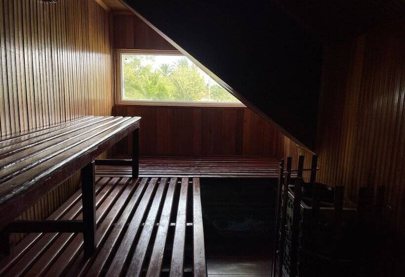 호텔 Lake House Resort