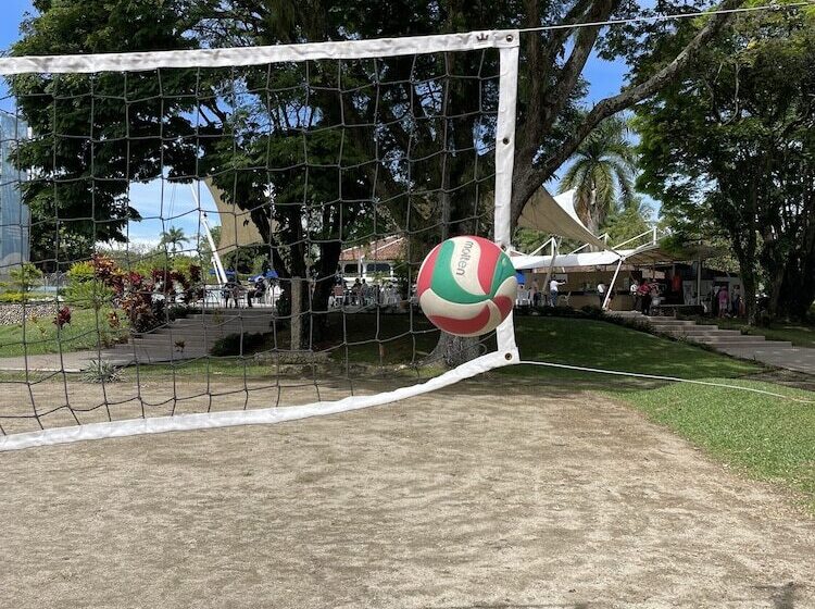 호텔 Lake House Resort