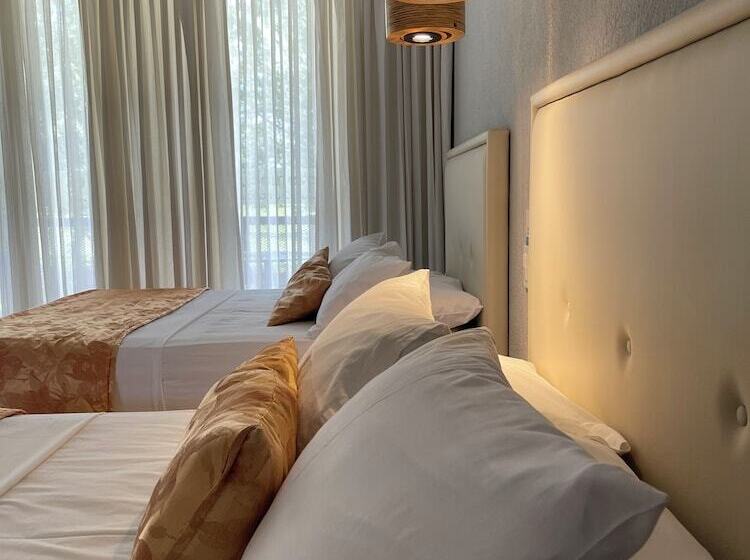 호텔 Lake House Resort