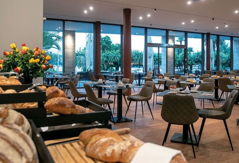 ホテル Lago Maggiore   Welcome!