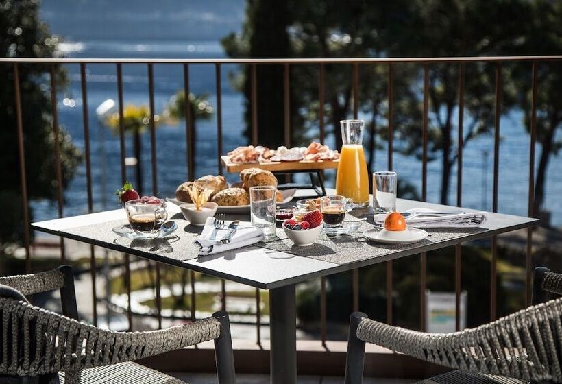 ホテル Lago Maggiore   Welcome!