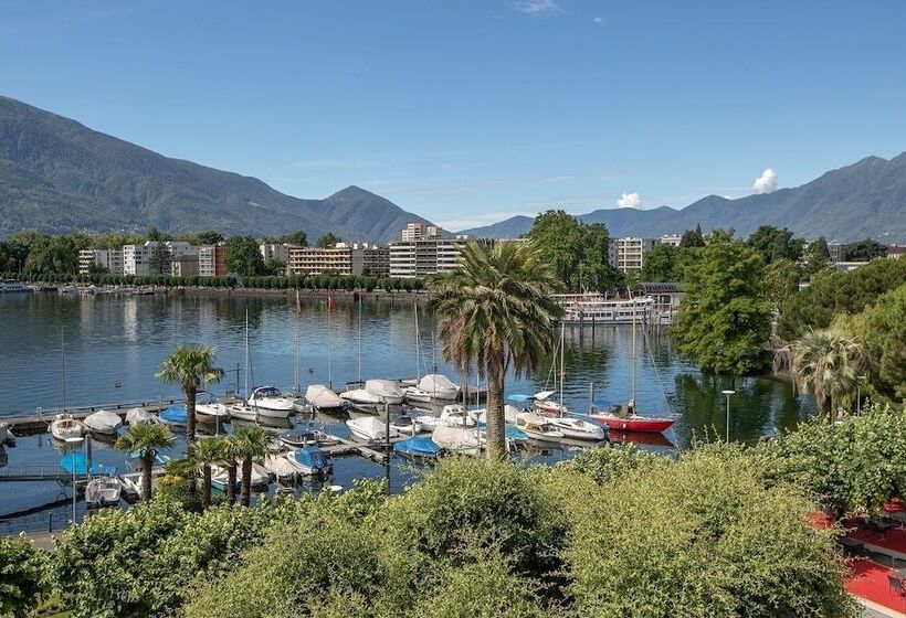 ホテル Lago Maggiore   Welcome!