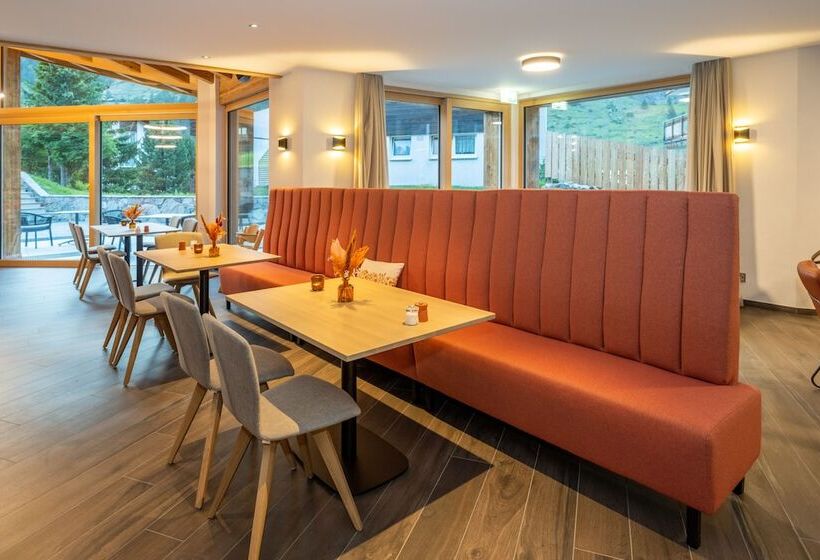 ホテル Luxury Residence Colosseo Zermatt