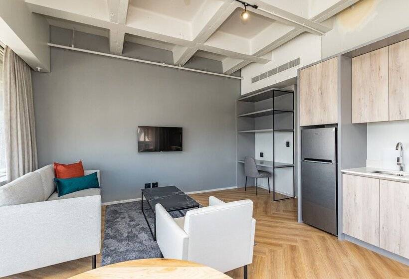 Отель One Thibault Residence