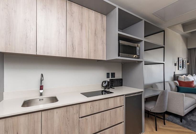 Отель One Thibault Residence