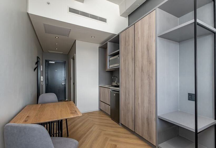 Отель One Thibault Residence