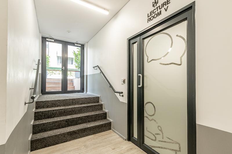 Отель One Thibault Residence