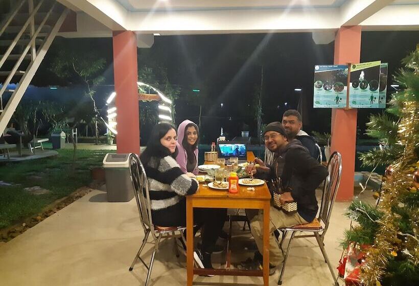 هتل Restful River Bungalow