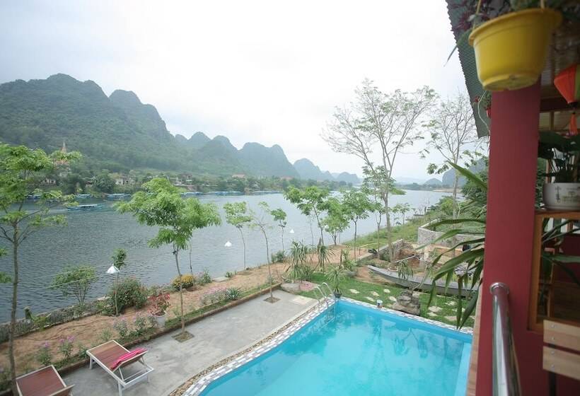 هتل Restful River Bungalow