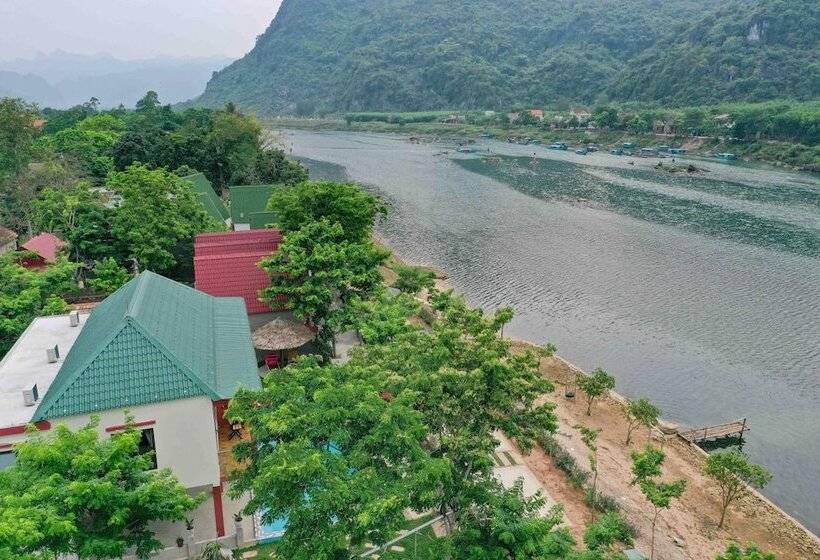 هتل Restful River Bungalow