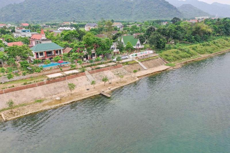 هتل Restful River Bungalow