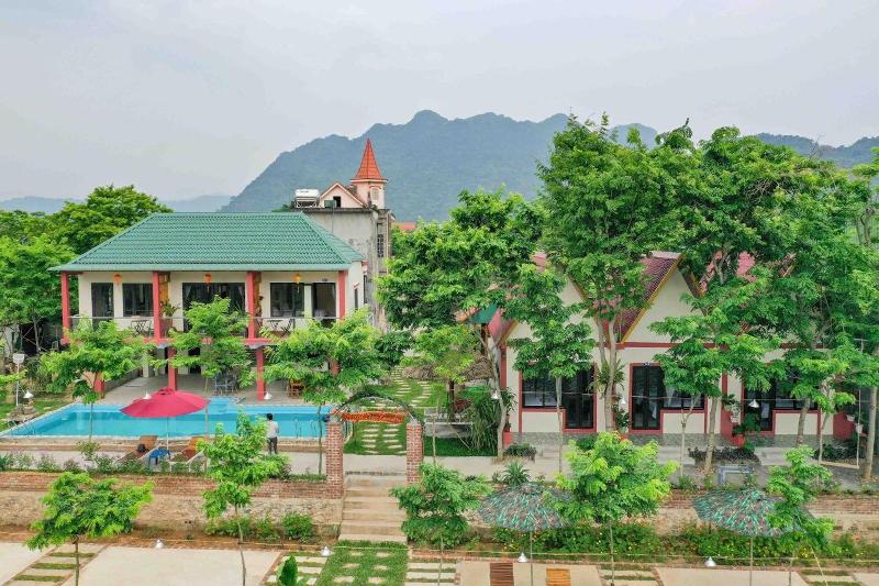 هتل Restful River Bungalow