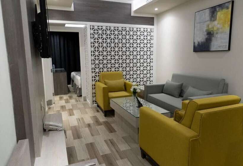 هتل Express Seven Palaces