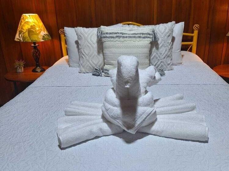 בית מלון כפרי Tangara Arenal