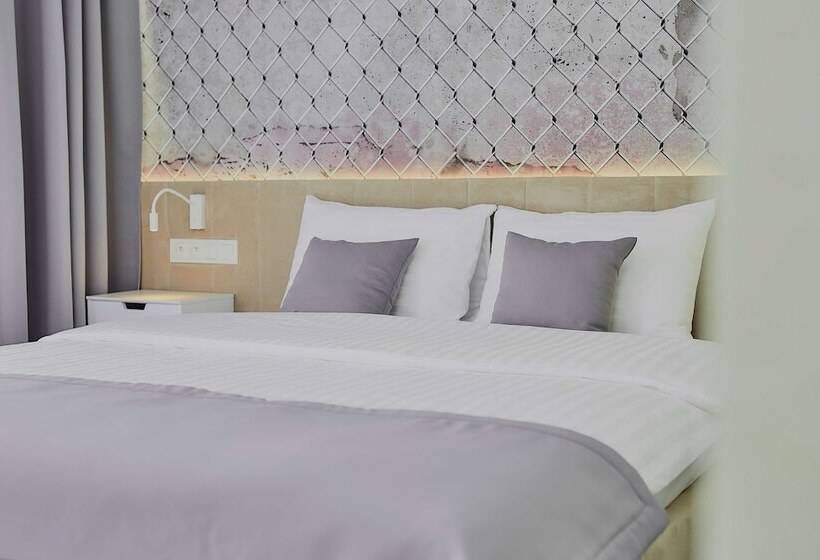 ホテル Tulip Inn żyrardów