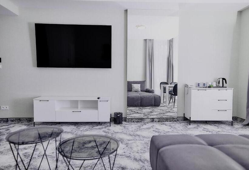 ホテル Tulip Inn żyrardów