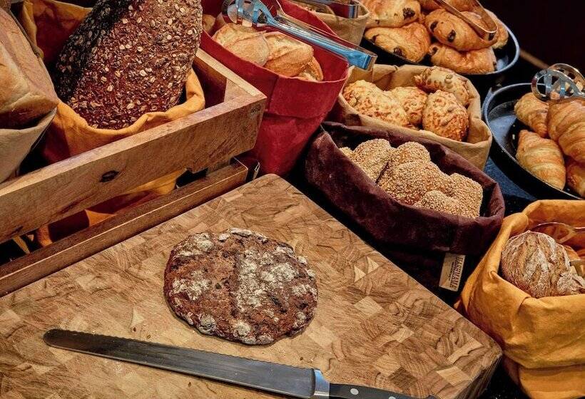 25hours Hotel Paper Island