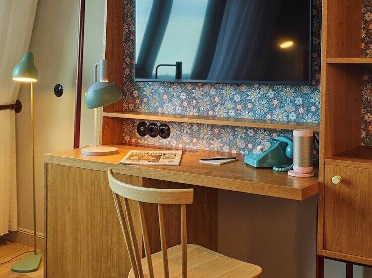 25hours Hotel Paper Island