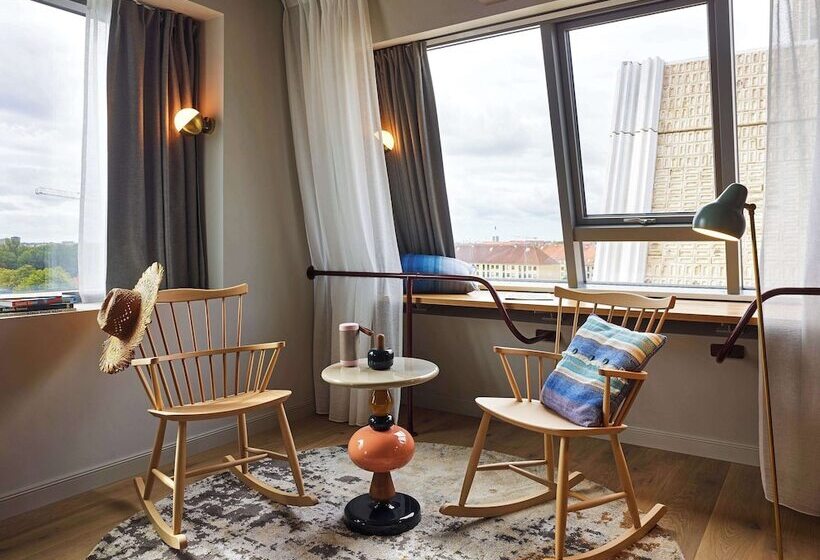 25hours Hotel Paper Island