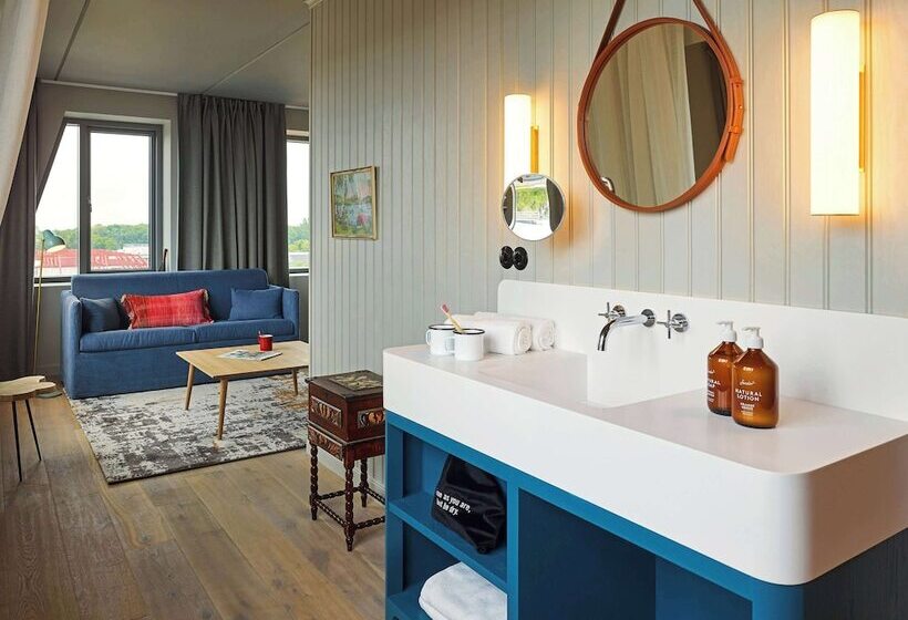 25hours Hotel Paper Island