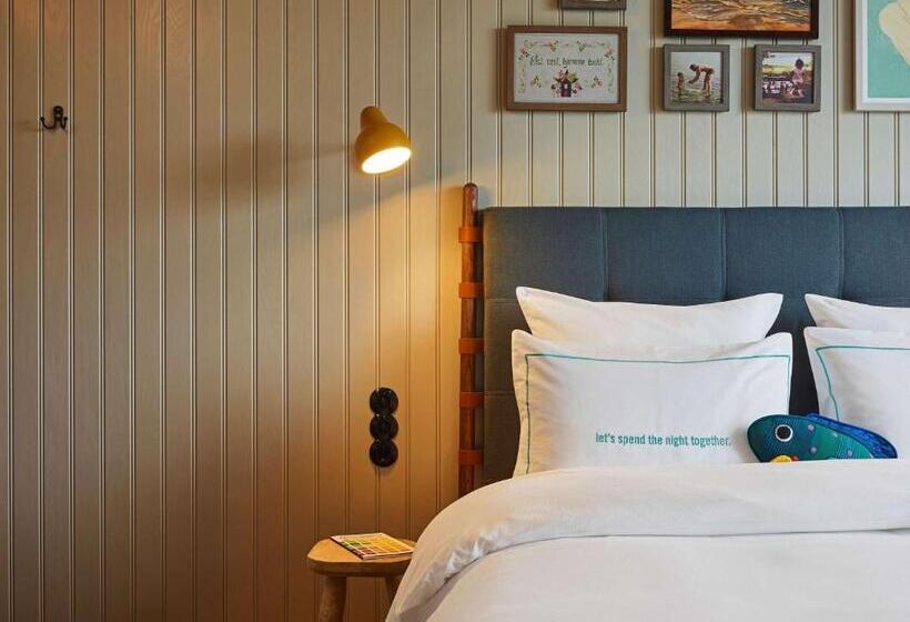 25hours Hotel Paper Island