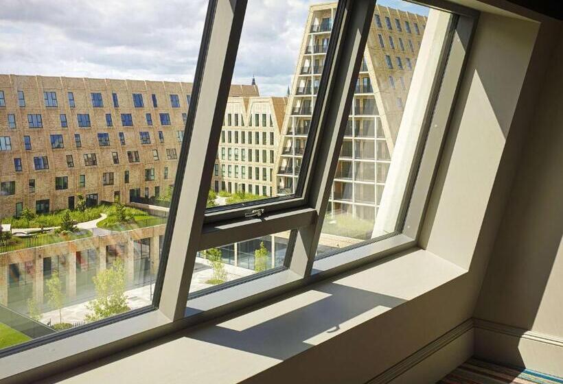 25hours Hotel Paper Island