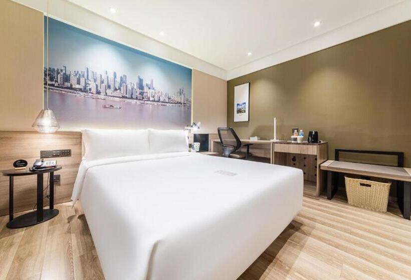 Atour Hotel Chongqing Liziba Lianglukou Subway Station