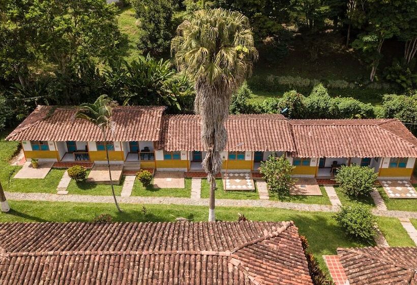مبيت وإفطار De La Vega Hotel Campestre