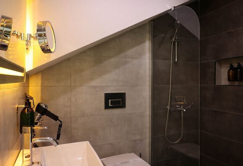 ベッドアンドブレックファースト Garden Mode Airport