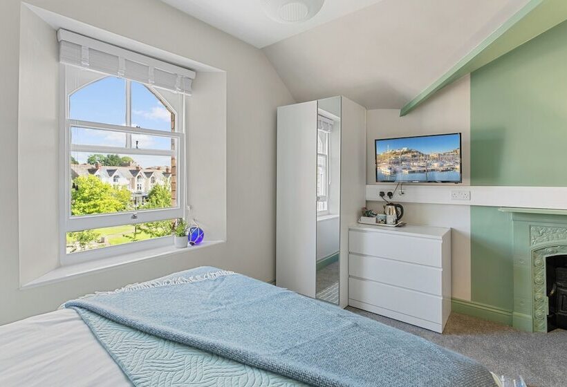 تختخواب و صبحانه Park View Rooms And Relaxation