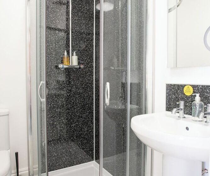 تختخواب و صبحانه Park View Rooms And Relaxation