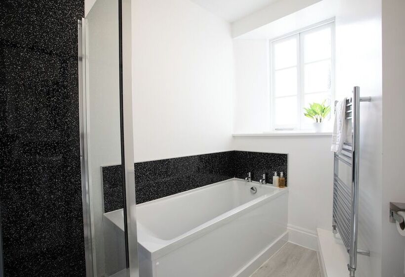 تختخواب و صبحانه Park View Rooms And Relaxation