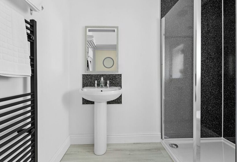 تختخواب و صبحانه Park View Rooms And Relaxation