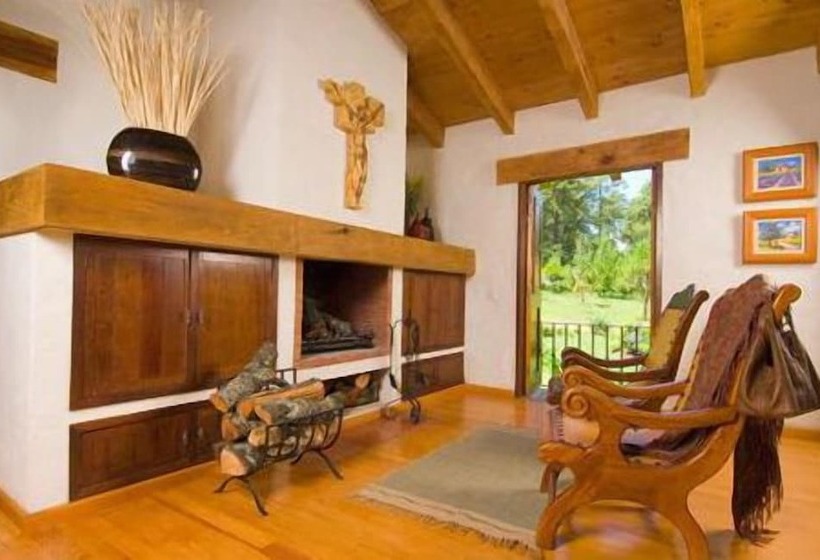 مبيت وإفطار San Bernardo Hotel & Spa En La Montana