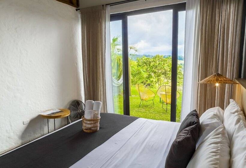 Eco Hotel Monte Tierra