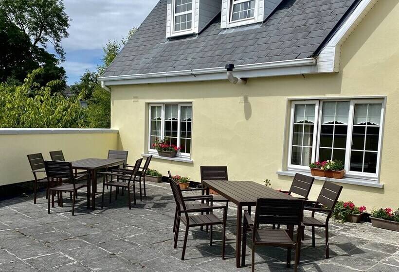 Fallons Bed And Breakfast