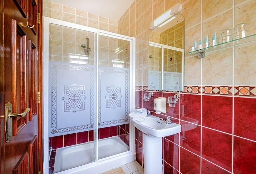 Fallons Bed And Breakfast