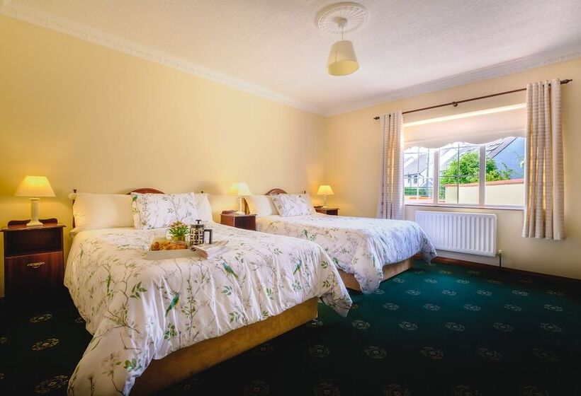 Fallons Bed And Breakfast