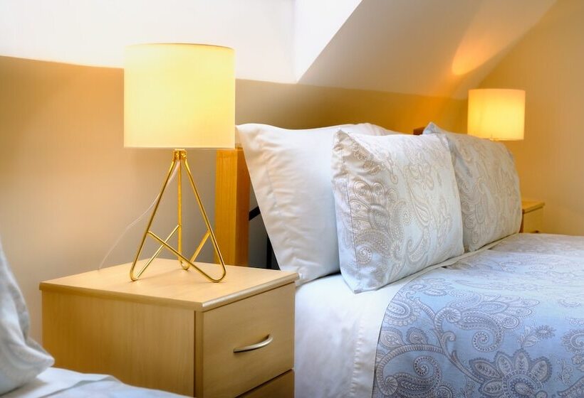 Fallons Bed And Breakfast