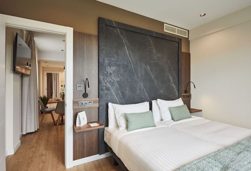 בית מלון כפרי Apartamentos Silken Fontibre Iberia Spa