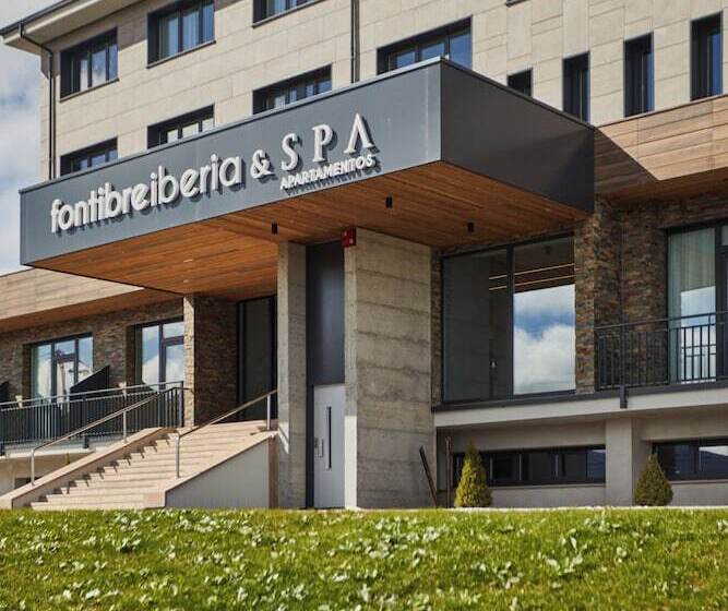 בית מלון כפרי Apartamentos Silken Fontibre Iberia Spa