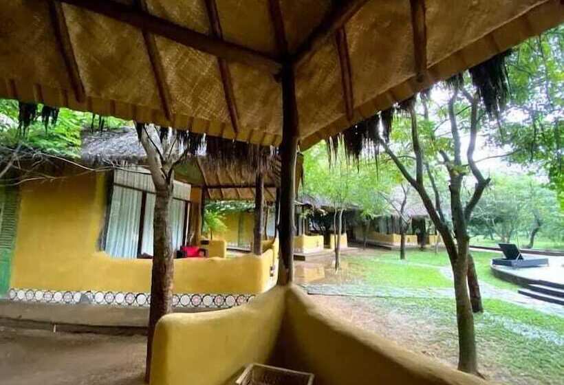 Отель Aswadduma