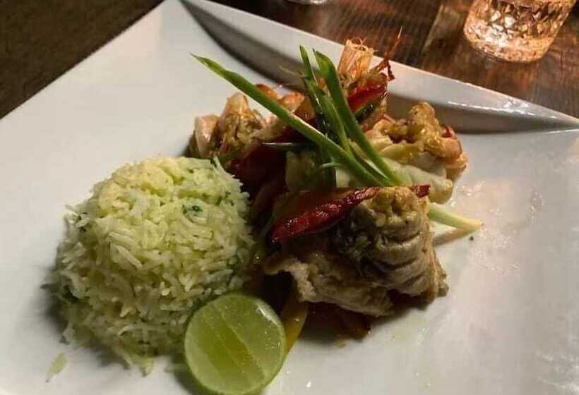 Отель Aswadduma