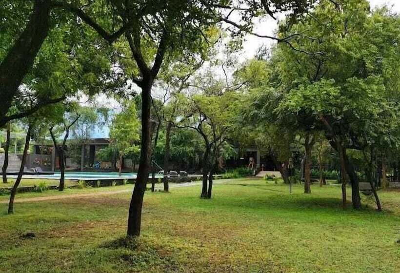 Отель Aswadduma