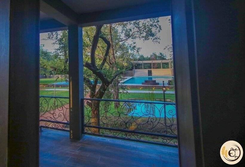 Отель Aswadduma